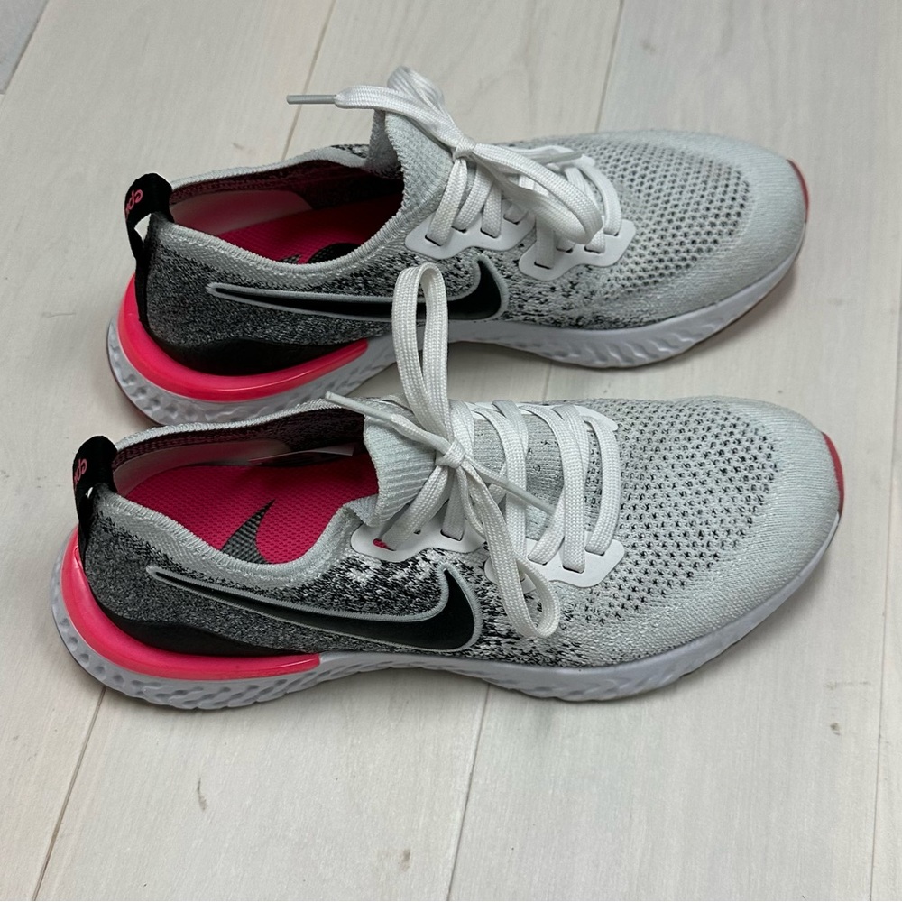 Nike Women's Gray and Pink Sneakers